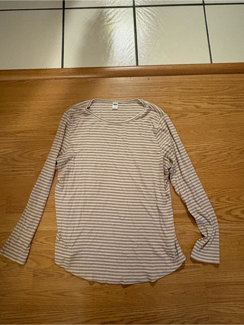 Old Navy Striped Long-Sleeve Scoop Neck Top